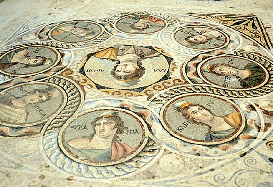 <br />
<b>Notice</b>:  Undefined property: stdClass::$title in <b>/home/orhan/public_html/templates/get_albums.php</b> on line <b>52</b><br />
